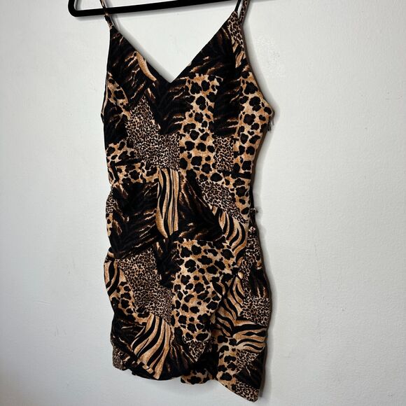 Urban Outfitters leopard Print V Neck Spaghetti Strap Tulip Hem Mini Dress Small - Picture 4 of 13